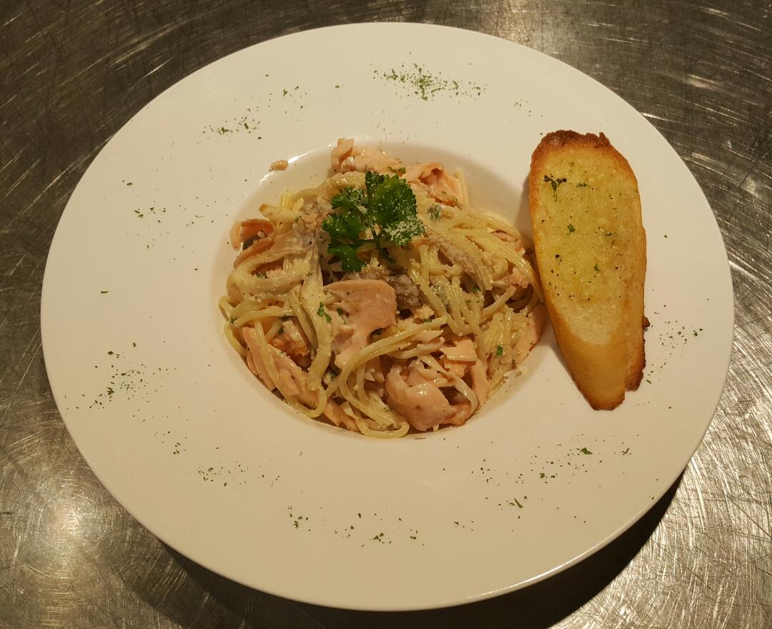 Smoked Salmon Pasta – FRESCO INTRAWEB